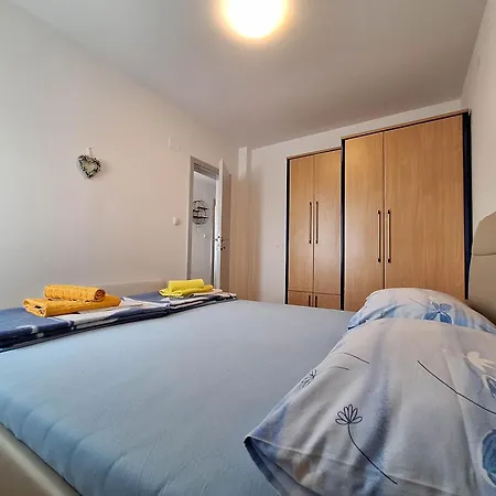 Apartment Frutis