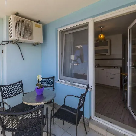 Apartmán Frutis Jadranovo