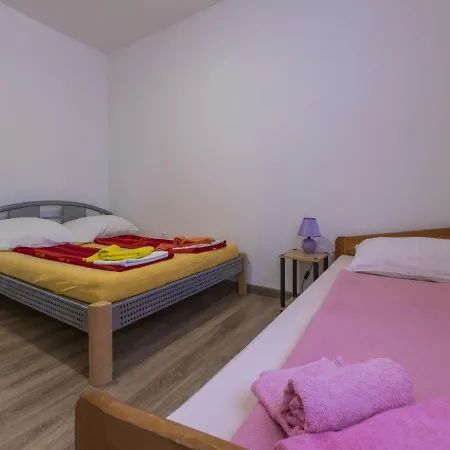 Apartamento Frutis Jadranovo
