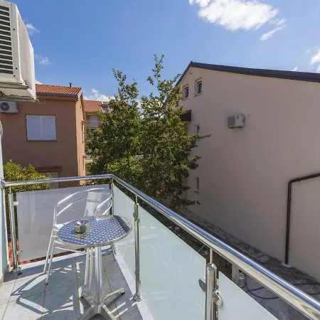 Apartamento Frutis