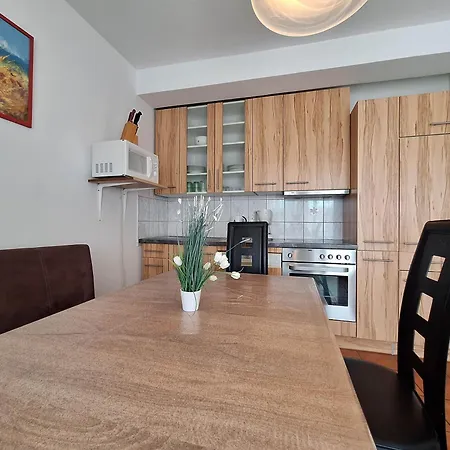 Apartament Frutis